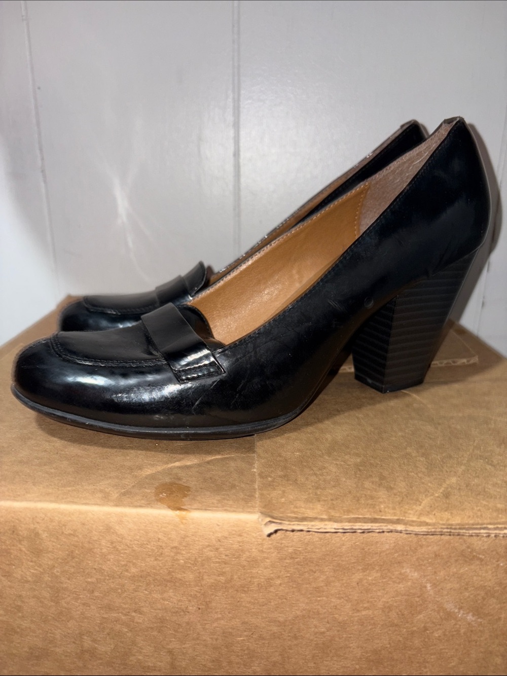 Sofft Black Patent Leather Block Heel Loafers size 10M